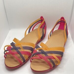 Crocs Huarache Woman Size 11 Colorful Strappy Lace Flats Sandals Summer Comfort